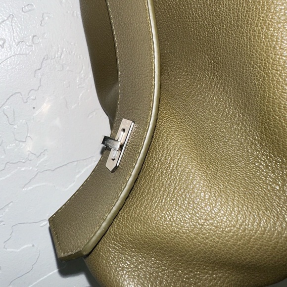 Givenchy tote - Picture 4 of 10